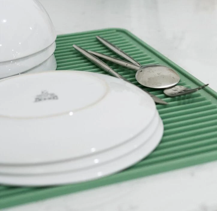 Silicone Pad Kitchen Microwave Coaster Heat Resistant Mat